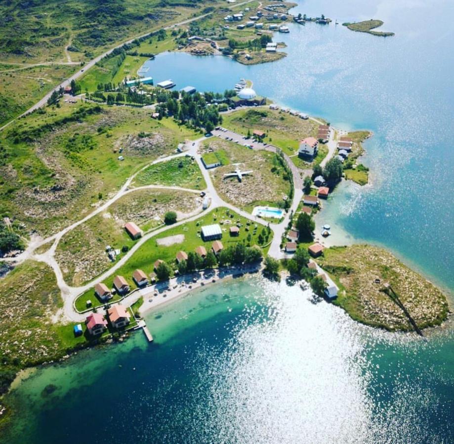 Noy Land Resort Sevan Extérieur photo